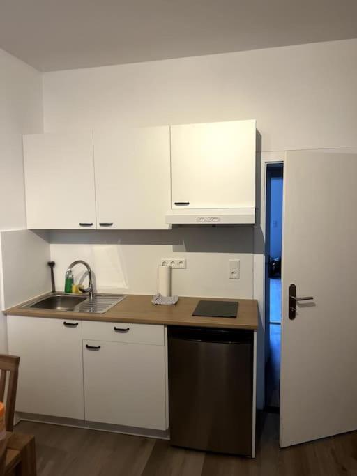 Jaybnb - Geraeumiges Apartment Am Hafen Von Дортмунд Екстер'єр фото