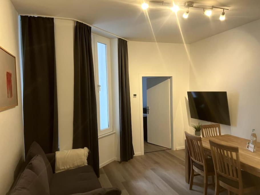Jaybnb - Geraeumiges Apartment Am Hafen Von Дортмунд Екстер'єр фото